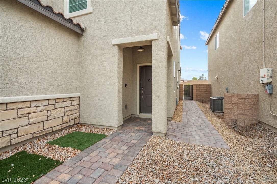 135 Moon Ranch Avenue, North Las Vegas, NV 89031