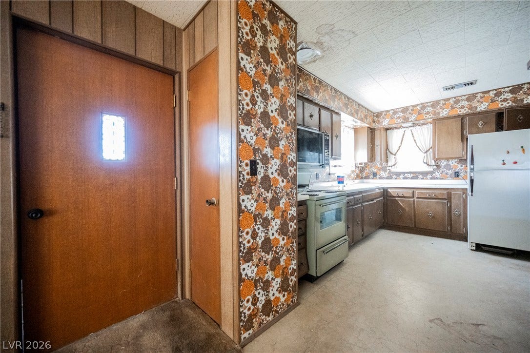 1012 Cadiz Avenue, Henderson, NV 89015 1012 Cadiz Avenue, Henderson, NV 89015