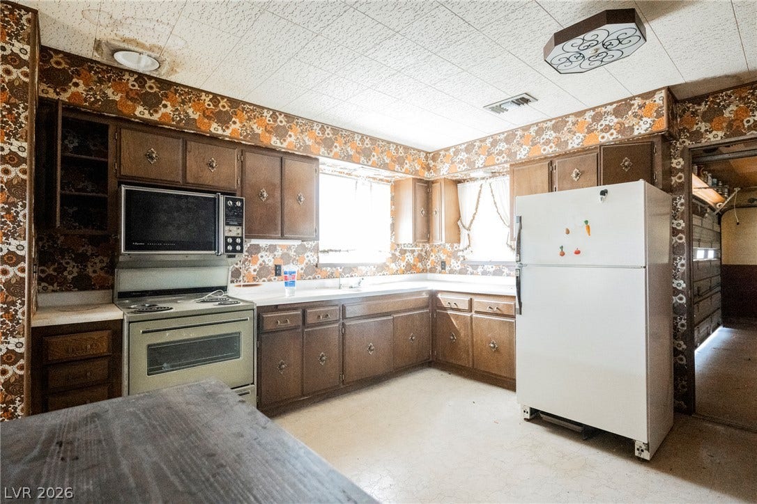 1012 Cadiz Avenue, Henderson, NV 89015 1012 Cadiz Avenue, Henderson, NV 89015