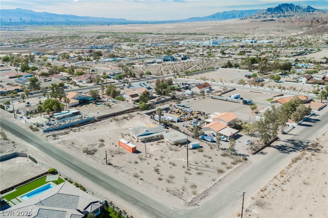 1012 Cadiz Avenue, Henderson, NV 89015 1012 Cadiz Avenue, Henderson, NV 89015