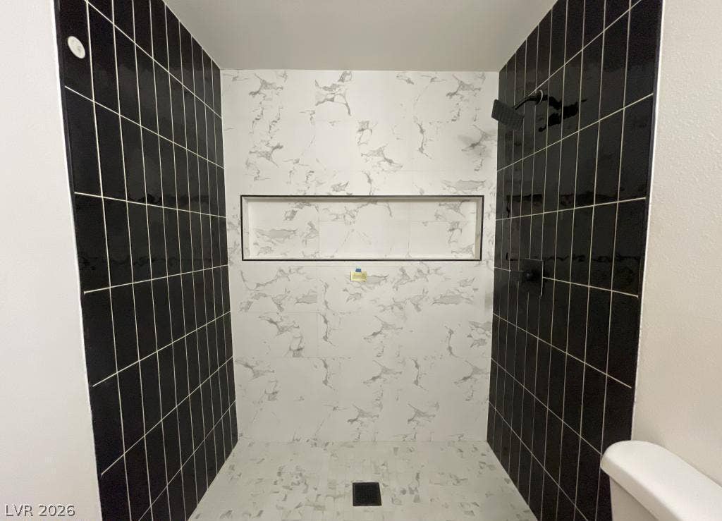 720 Kasper Avenue, Las Vegas, NV 89106 integrated storage niche.