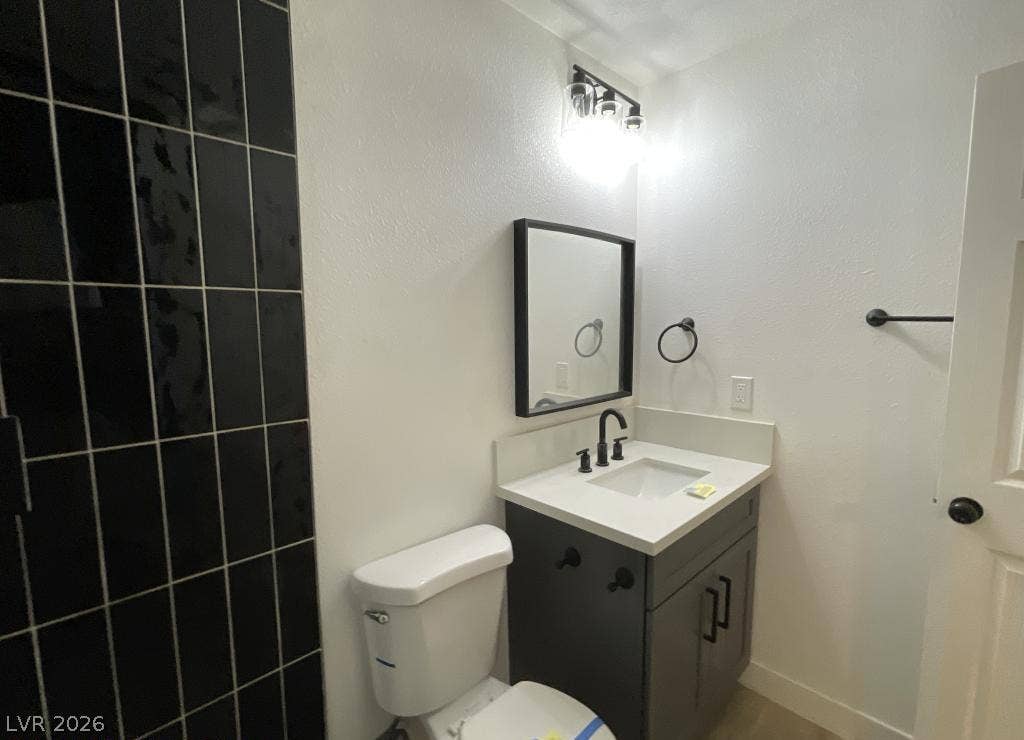 720 Kasper Avenue, Las Vegas, NV 89106 720 Kasper Avenue, Las Vegas, NV 89106