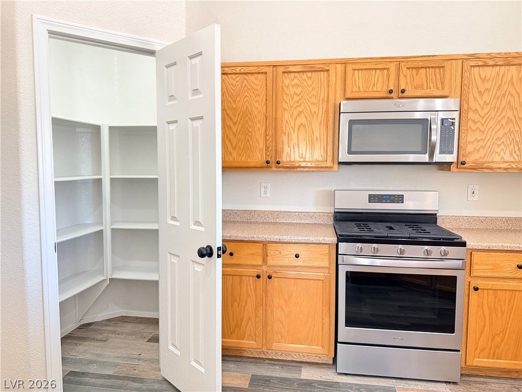 5224 Misty Foxglove Court, North Las Vegas, NV 89081 5224 Misty Foxglove Court, North Las Vegas, NV 89081