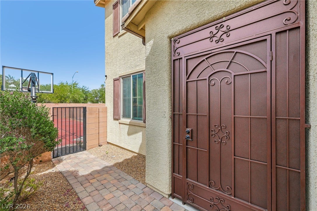 6636 Cliff Shore Court, North Las Vegas, NV 89084 6636 Cliff Shore Court, North Las Vegas, NV 89084