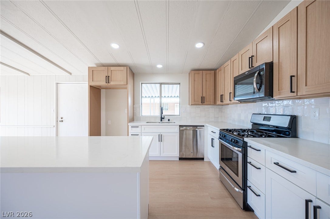 3414 Isle Royale Drive, Las Vegas, NV 89122 3414 Isle Royale Drive, Las Vegas, NV 89122