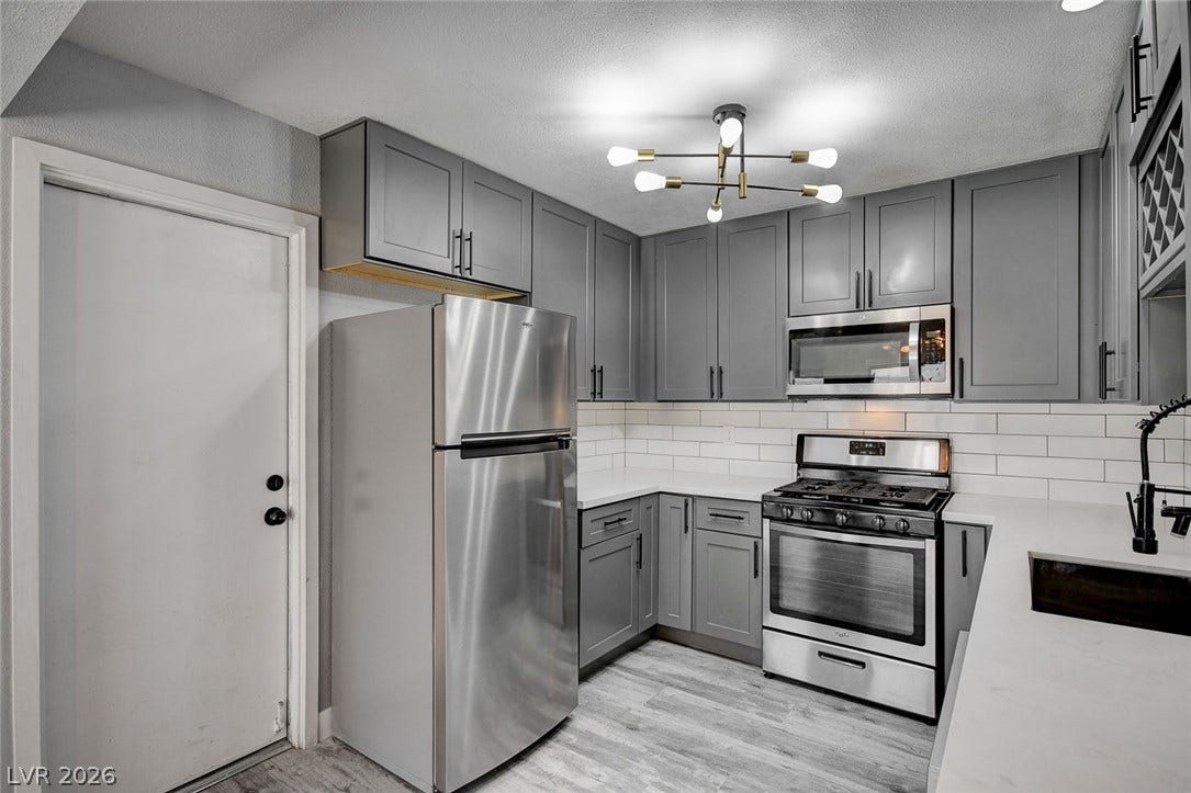 6712 Accent Court, Las Vegas, NV 89108 6712 Accent Court, Las Vegas, NV 89108