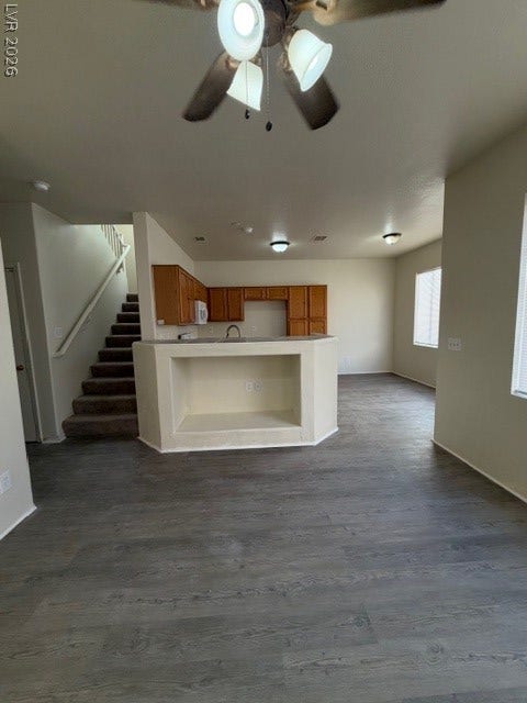 2506 Lady Elizabeth Court, North Las Vegas, NV 89031 Clean lines and wood-look flooring define this open layout featuring soaring high ceilings.