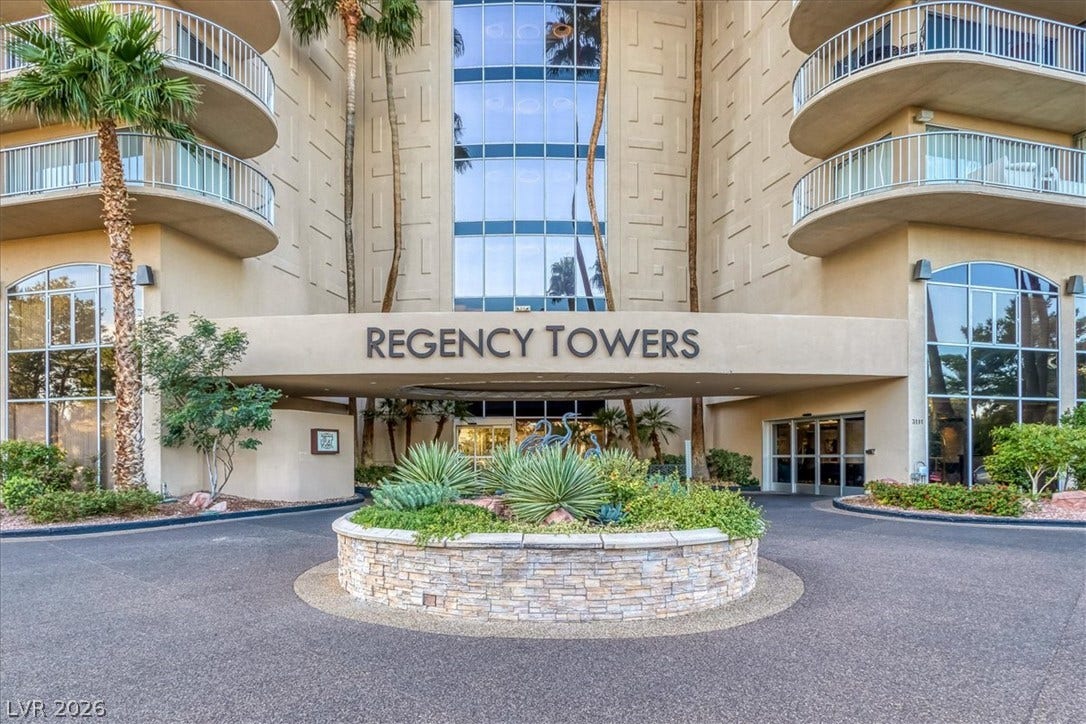 3111 Bel Air Drive, #7D, Las Vegas, NV 89109 A grand, curved portico welcomes visitors to the main entrance of this impressive high-rise building.