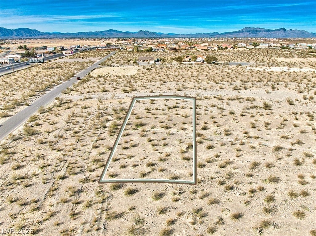 2381 S Crow Lane, Pahrump, NV 89048 2381 S Crow Lane, Pahrump, NV 89048