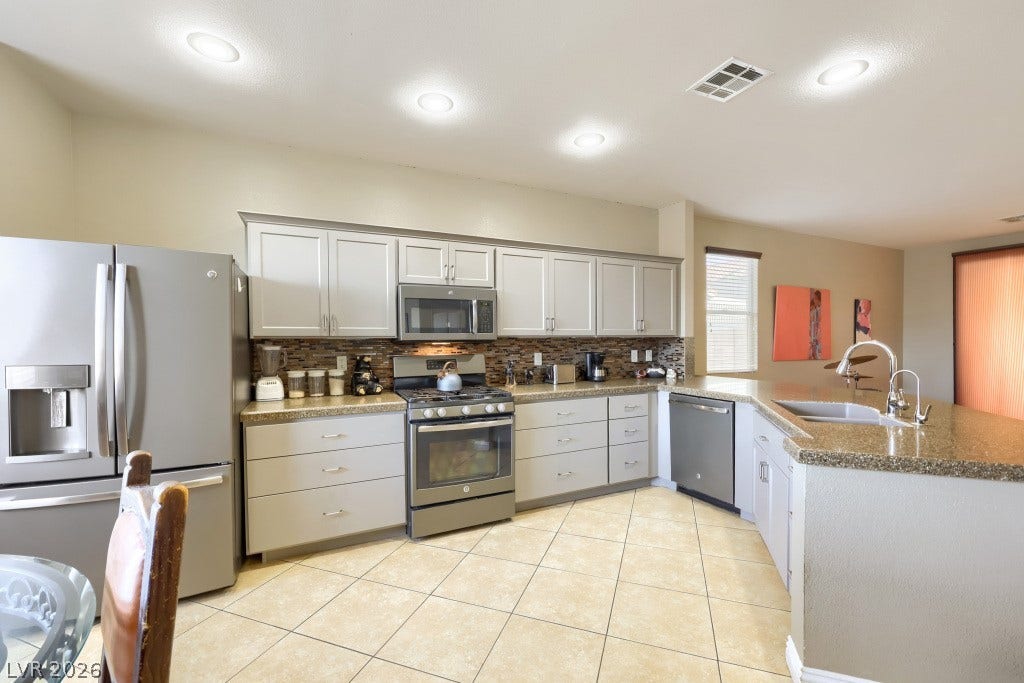 333 S Arroyo Grande Boulevard, Henderson, NV 89012