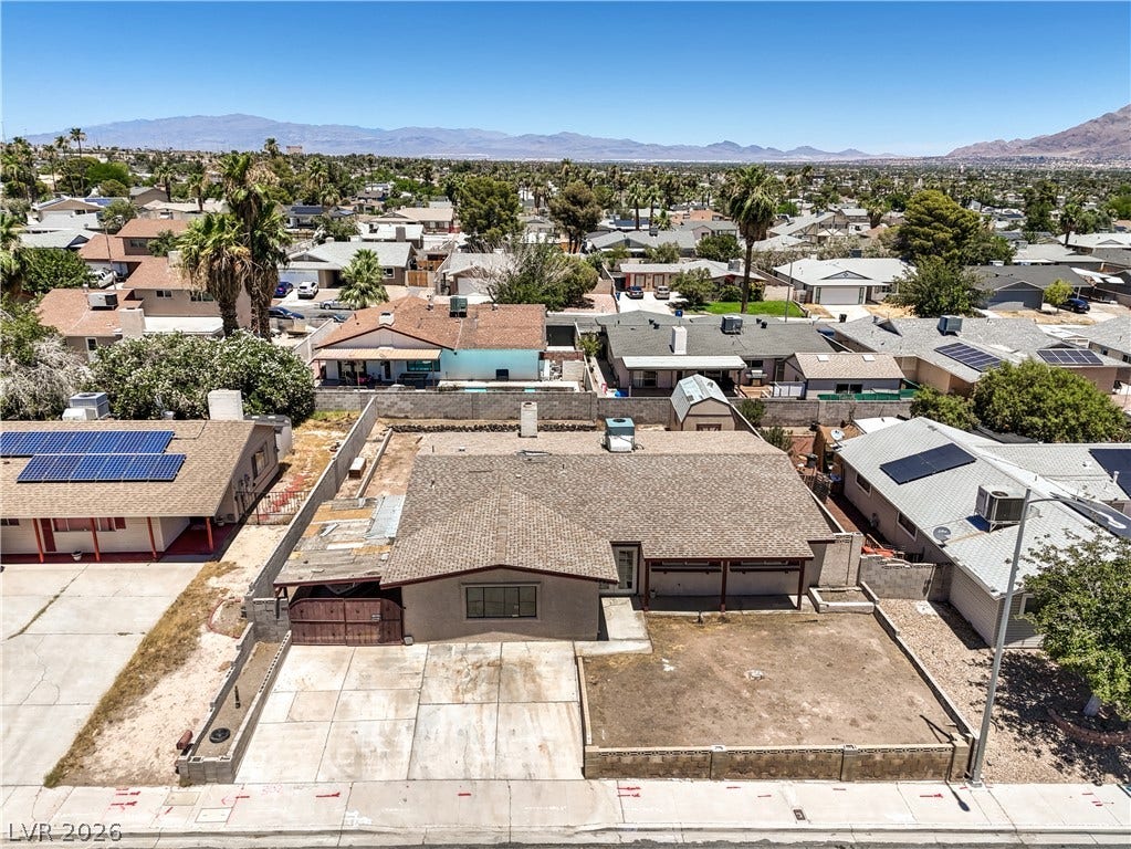 4462 Newton Drive, Las Vegas, NV 89121