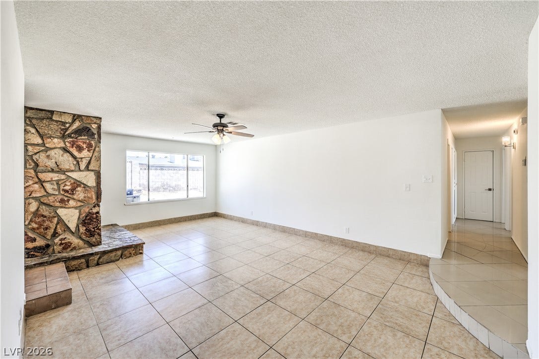 4462 Newton Drive, Las Vegas, NV 89121