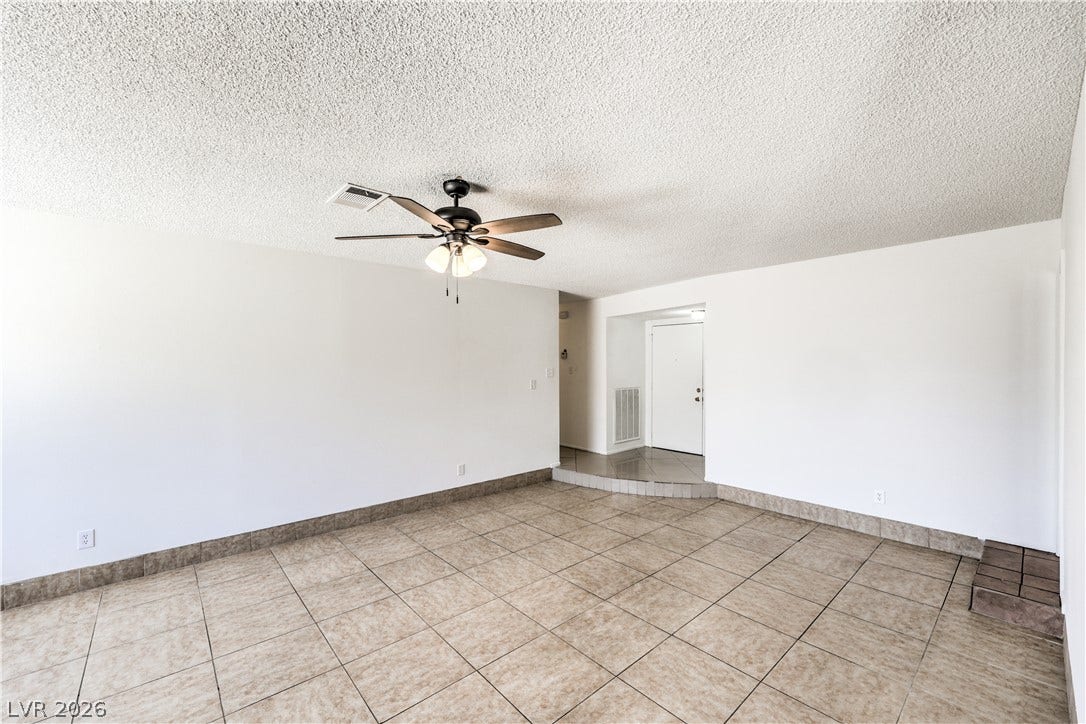 4462 Newton Drive, Las Vegas, NV 89121