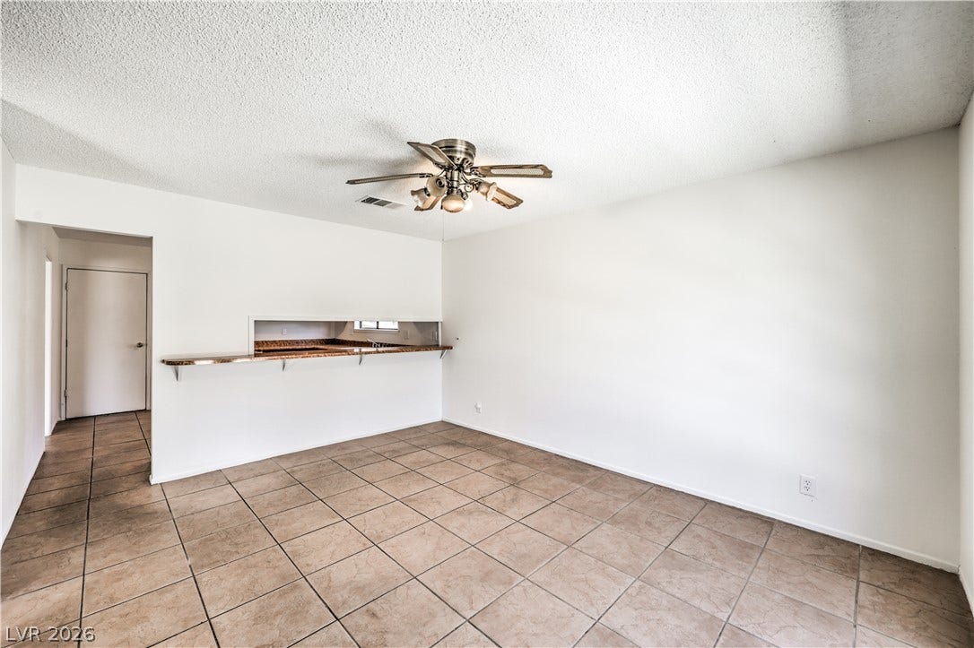 4462 Newton Drive, Las Vegas, NV 89121