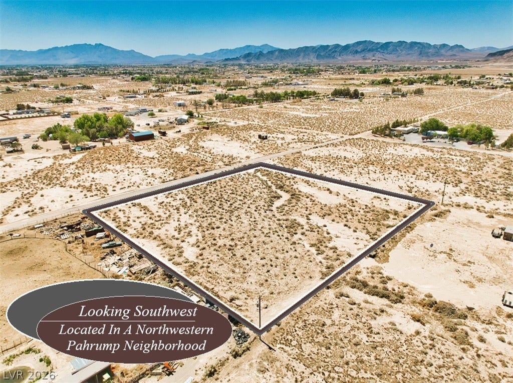 1650 W Bluebird Avenue, Pahrump, NV 89060
