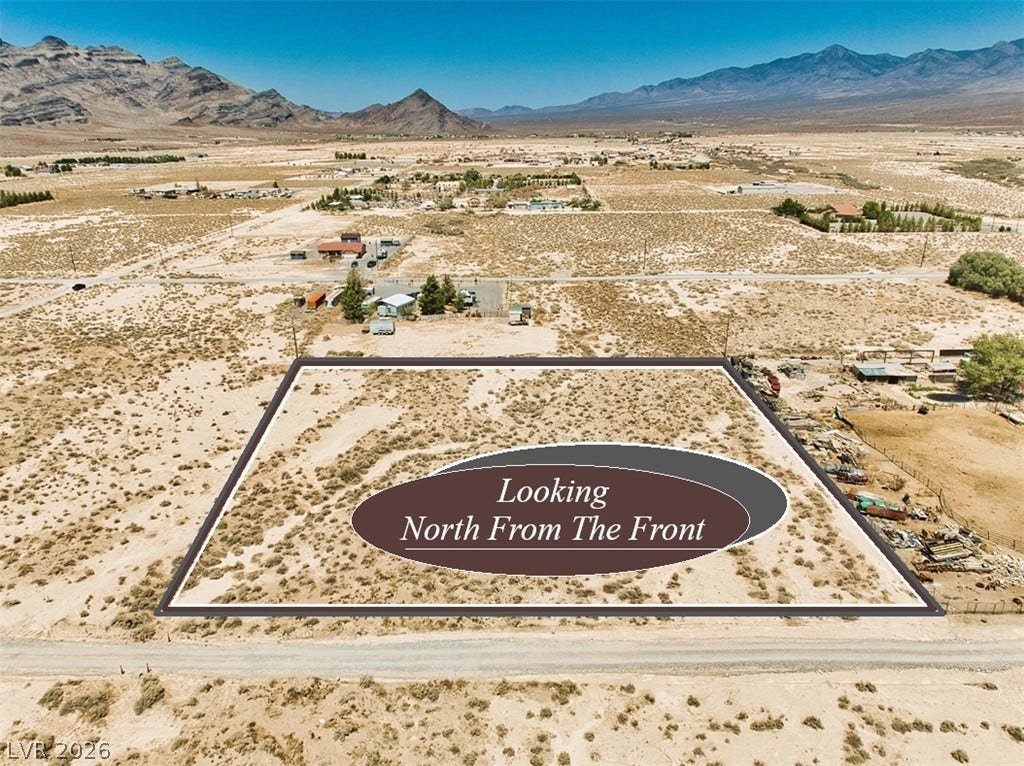 1650 W Bluebird Avenue, Pahrump, NV 89060