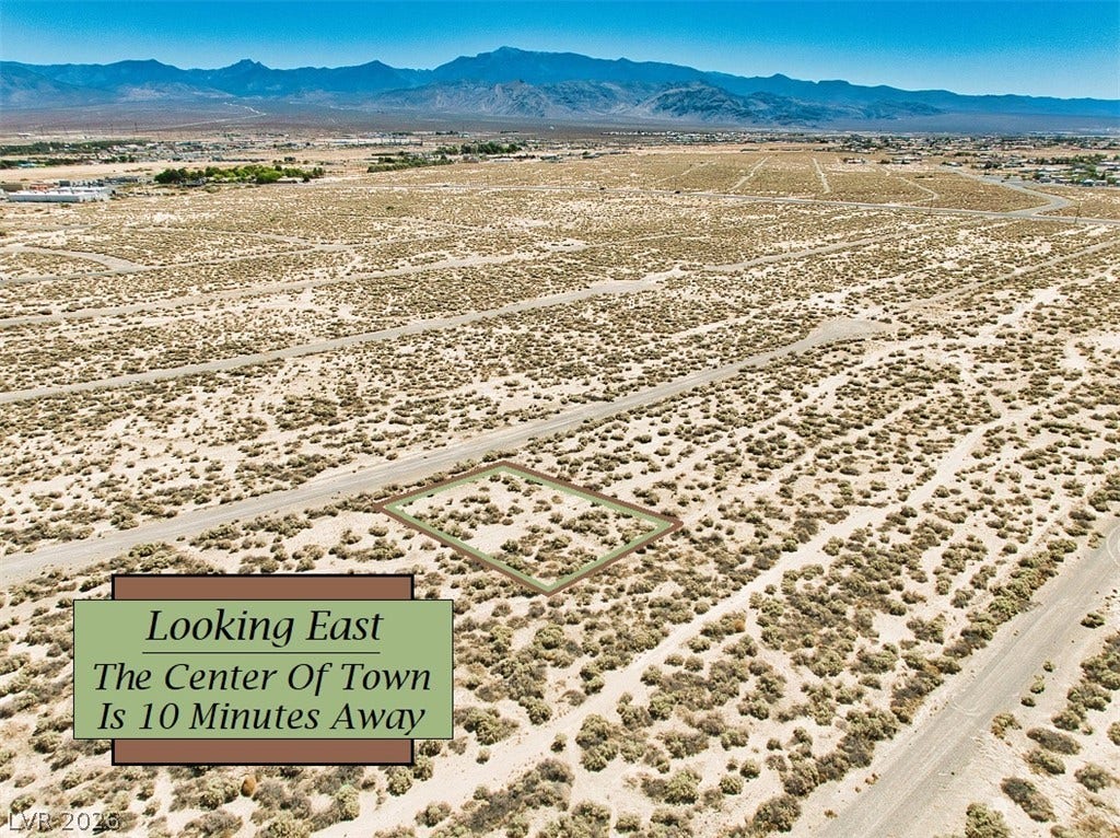 961 E Jacaranda Street, Pahrump, NV 89048 961 E Jacaranda Street, Pahrump, NV 89048