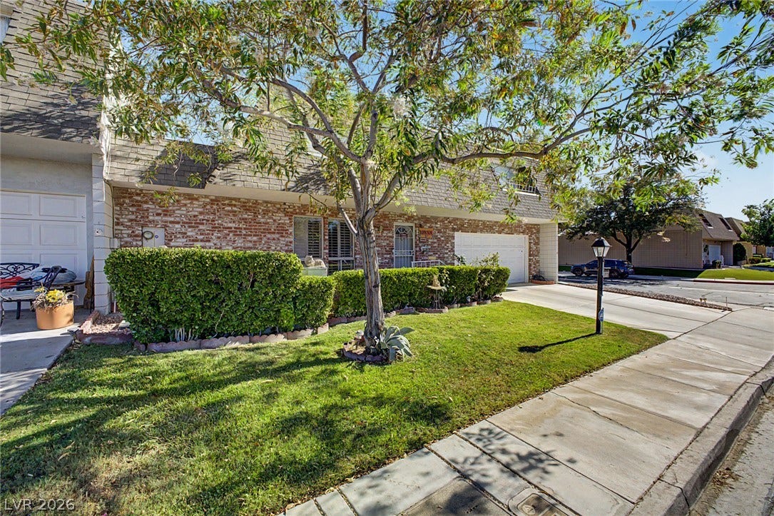 3537 Victory Avenue, Las Vegas, NV 89121