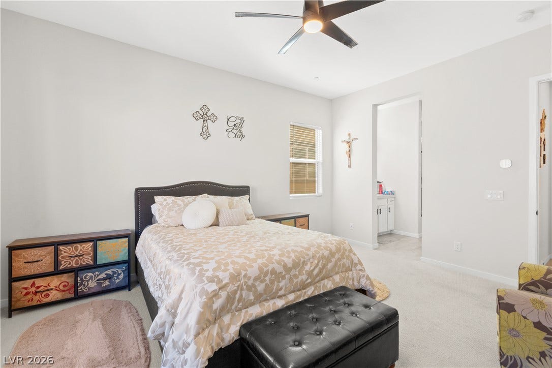 848 Purser Street, Henderson, NV 89011 Plush carpeting and high ceilings define this comfortable private retreat.