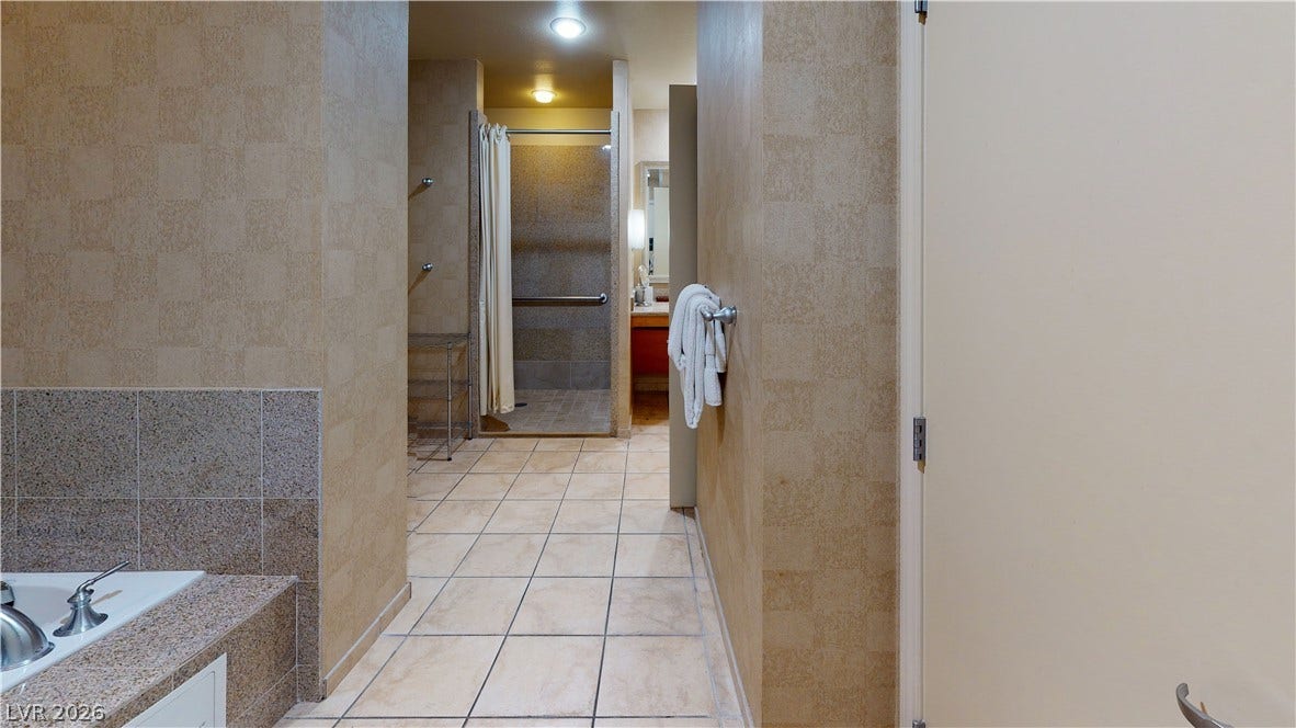 211 E Flamingo Road, #202, Las Vegas, NV 89169 211 E Flamingo Road, #202, Las Vegas, NV 89169
