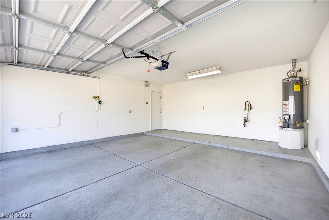 633 Roberta Alecia Avenue, North Las Vegas, NV 89031 633 Roberta Alecia Avenue, North Las Vegas, NV 89031