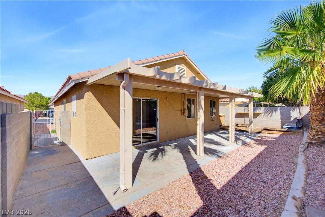 633 Roberta Alecia Avenue, North Las Vegas, NV 89031 633 Roberta Alecia Avenue, North Las Vegas, NV 89031