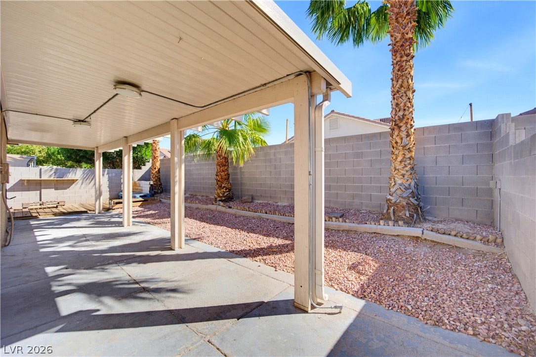 633 Roberta Alecia Avenue, North Las Vegas, NV 89031 633 Roberta Alecia Avenue, North Las Vegas, NV 89031