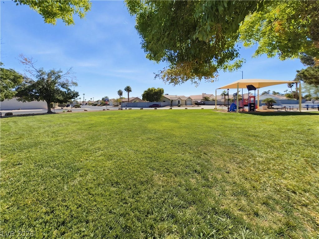633 Roberta Alecia Avenue, North Las Vegas, NV 89031 633 Roberta Alecia Avenue, North Las Vegas, NV 89031