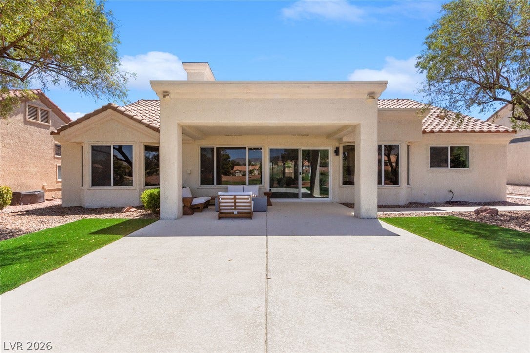 2641 Legend Drive, Las Vegas, NV 89134 2641 Legend Drive, Las Vegas, NV 89134