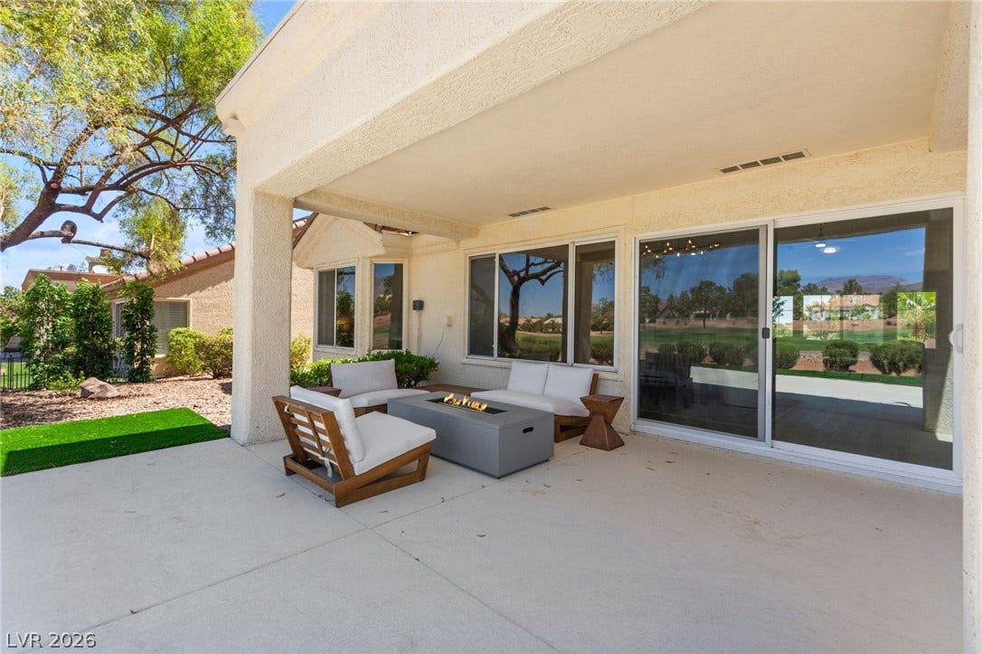 2641 Legend Drive, Las Vegas, NV 89134 2641 Legend Drive, Las Vegas, NV 89134