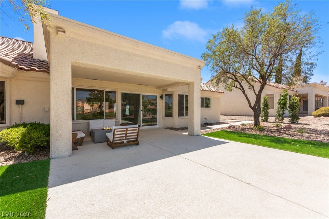 2641 Legend Drive, Las Vegas, NV 89134 2641 Legend Drive, Las Vegas, NV 89134