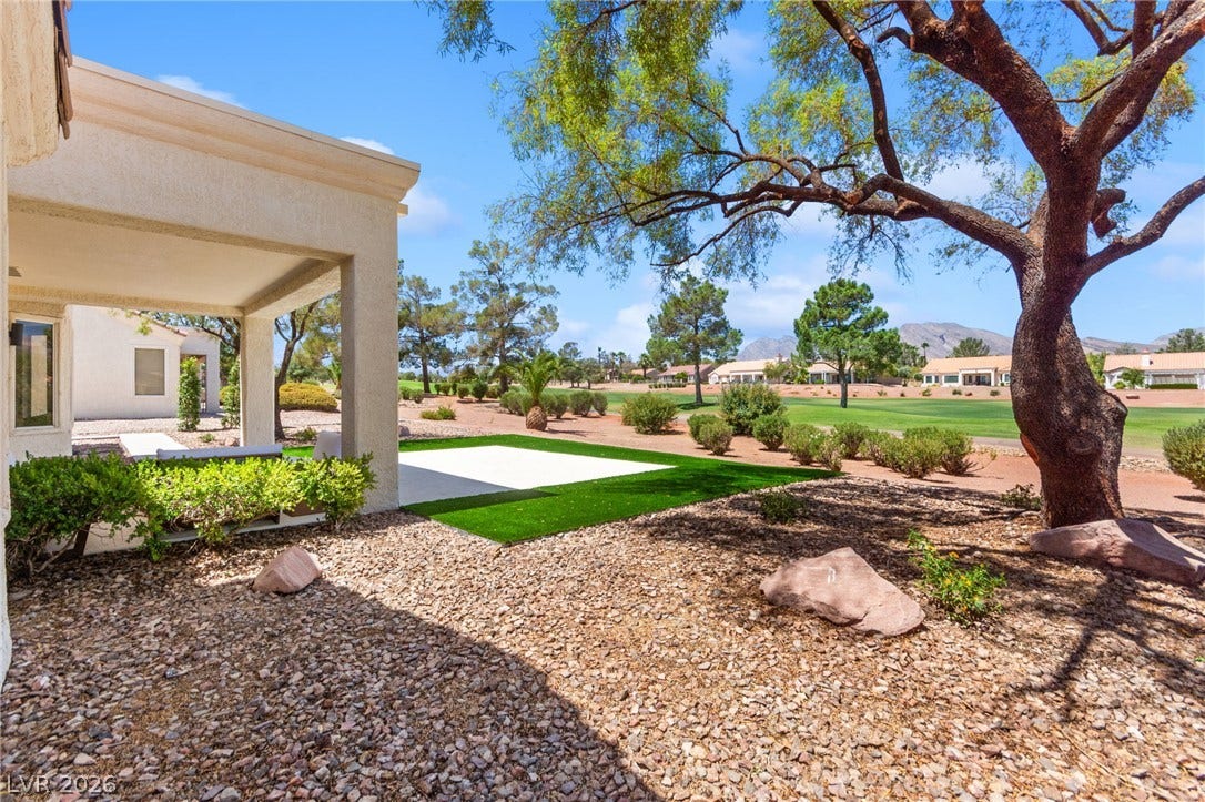 2641 Legend Drive, Las Vegas, NV 89134 2641 Legend Drive, Las Vegas, NV 89134