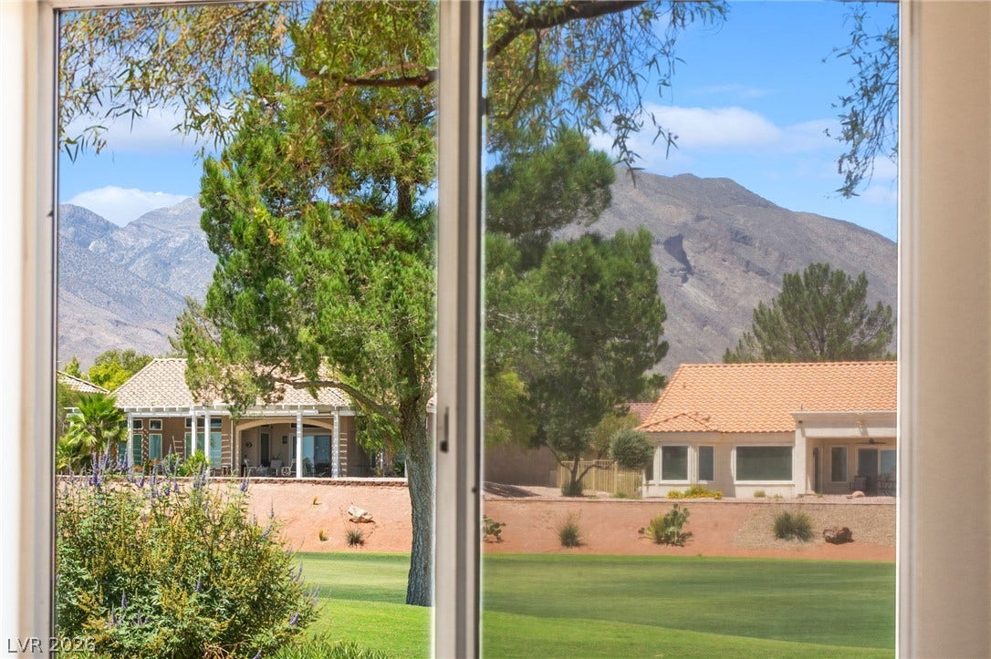2641 Legend Drive, Las Vegas, NV 89134 2641 Legend Drive, Las Vegas, NV 89134