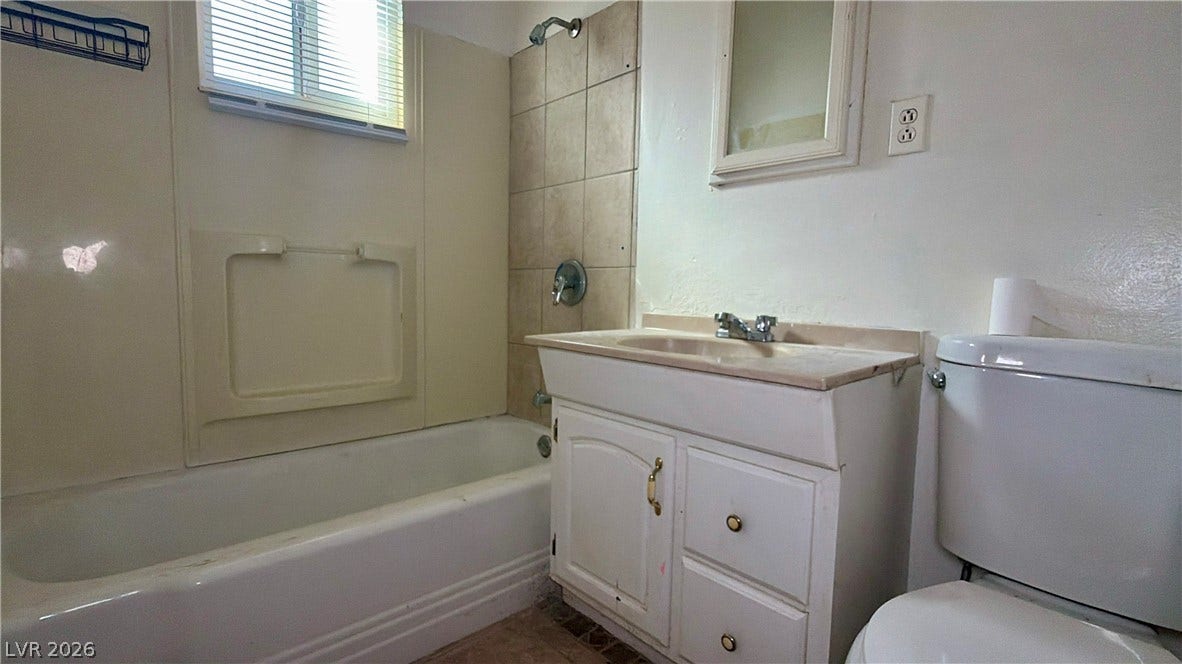 5216 Doe Avenue, Las Vegas, NV 89146 5216 Doe Avenue, Las Vegas, NV 89146