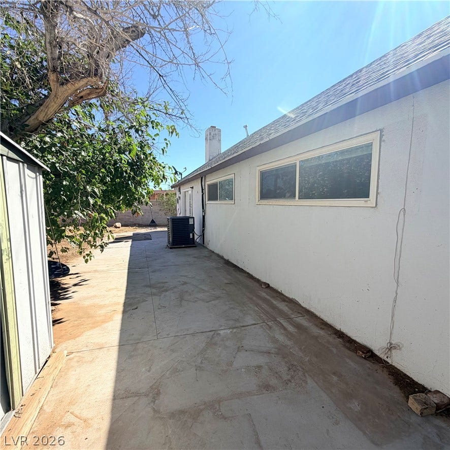 5216 Doe Avenue, Las Vegas, NV 89146 5216 Doe Avenue, Las Vegas, NV 89146