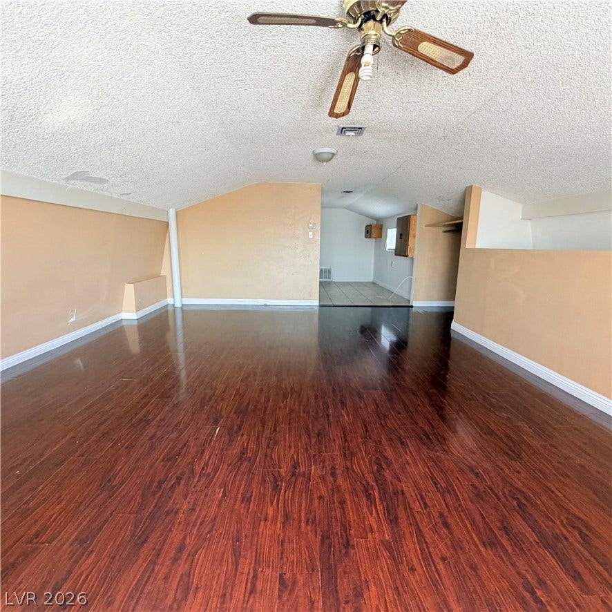 5216 Doe Avenue, Las Vegas, NV 89146 5216 Doe Avenue, Las Vegas, NV 89146