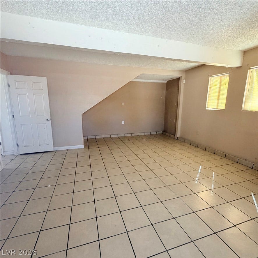 5216 Doe Avenue, Las Vegas, NV 89146 5216 Doe Avenue, Las Vegas, NV 89146