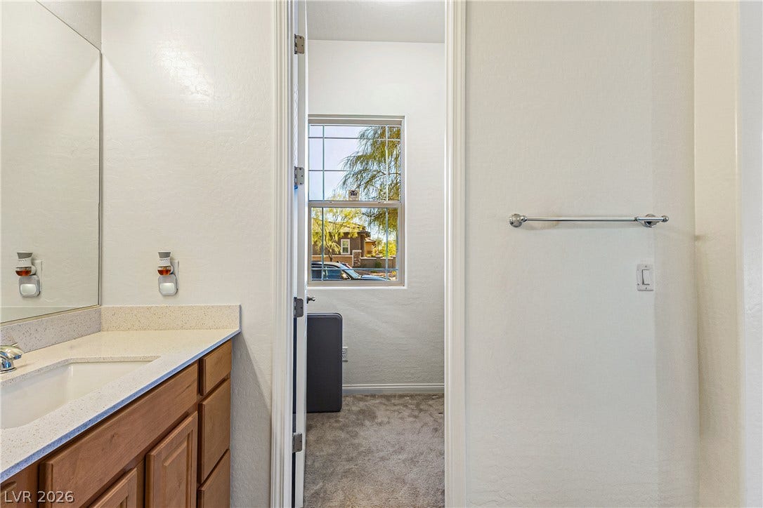 484 Cadence View Way, Henderson, NV 89011 484 Cadence View Way, Henderson, NV 89011