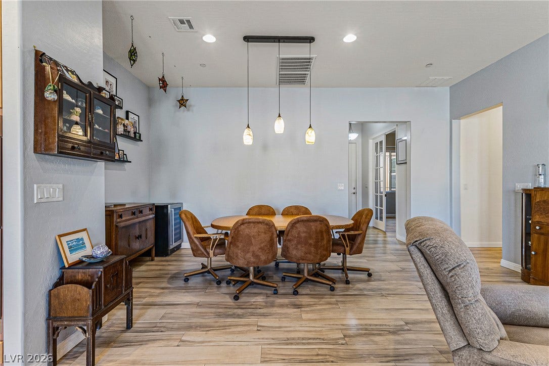 484 Cadence View Way, Henderson, NV 89011 484 Cadence View Way, Henderson, NV 89011