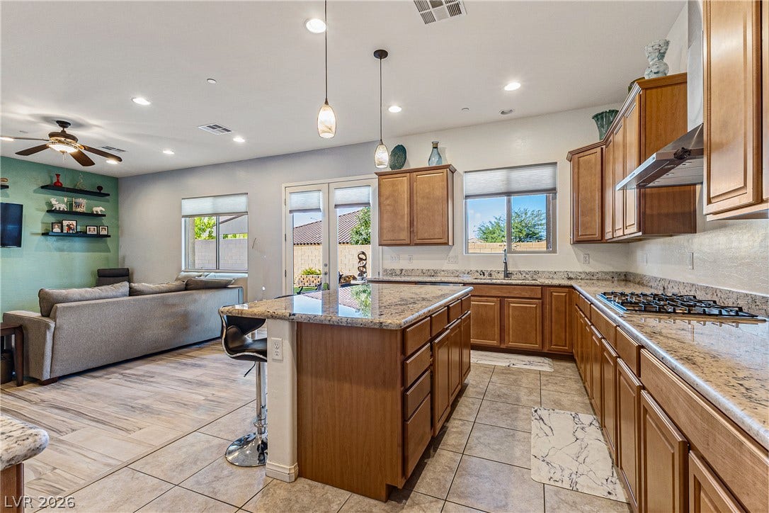 484 Cadence View Way, Henderson, NV 89011 484 Cadence View Way, Henderson, NV 89011