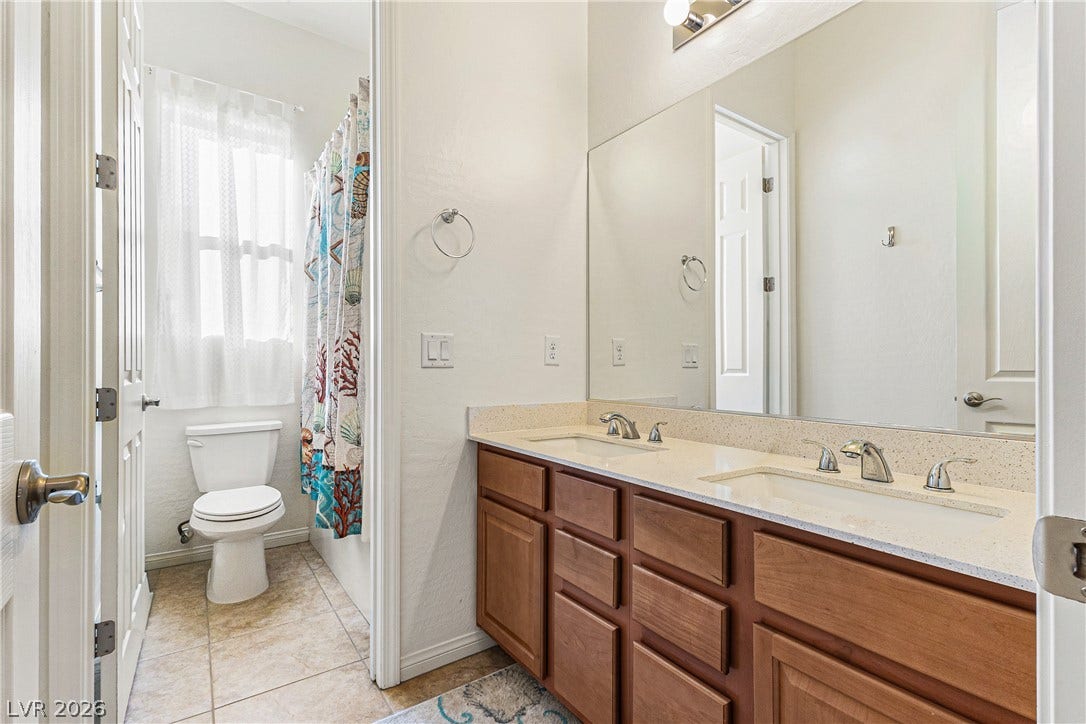 484 Cadence View Way, Henderson, NV 89011 484 Cadence View Way, Henderson, NV 89011