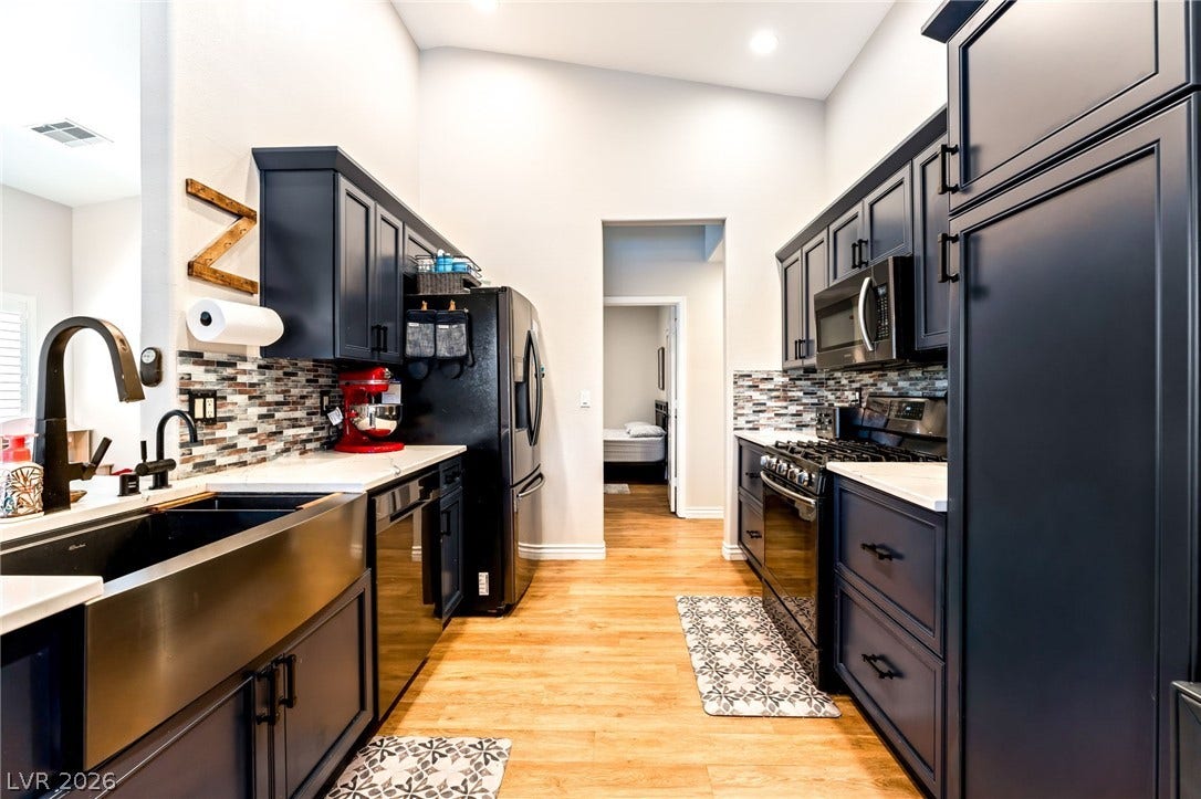 3324 Indian Moon Drive, Las Vegas, NV 89129 3324 Indian Moon Drive, Las Vegas, NV 89129
