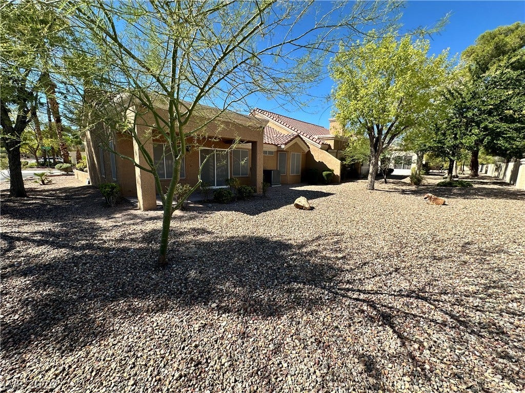8700 Shorecliff Drive, Las Vegas, NV 89134 8700 Shorecliff Drive, Las Vegas, NV 89134