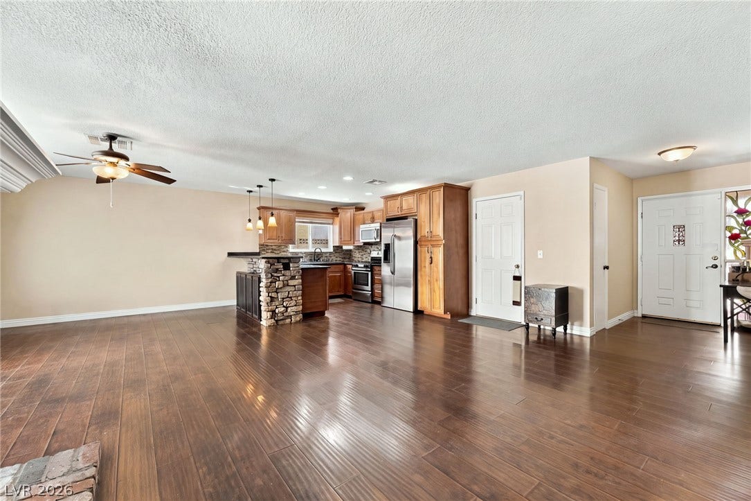 613 Valley View Drive, Henderson, NV 89002