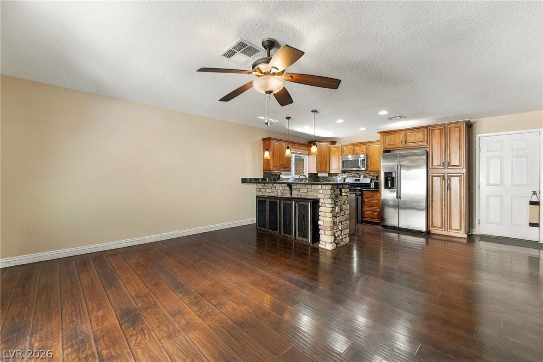 613 Valley View Drive, Henderson, NV 89002