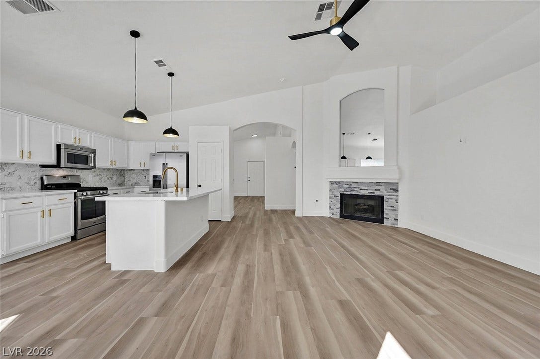 8433 Sea Glen Drive, Las Vegas, NV 89128