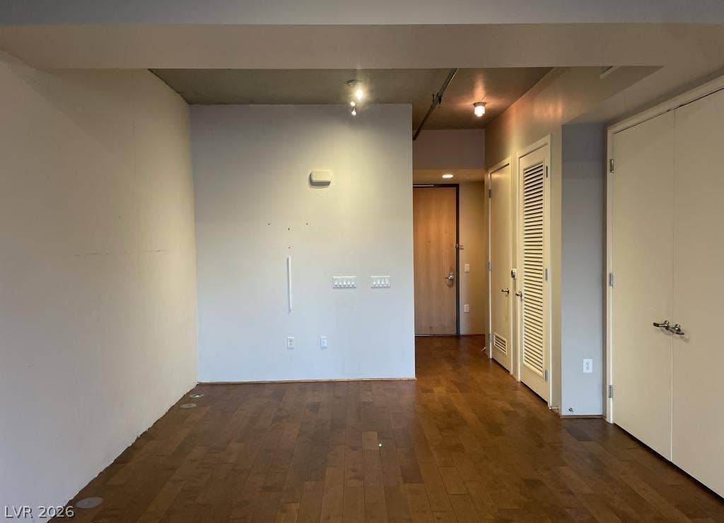 353 E Bonneville Avenue, #631, Las Vegas, NV 89101 353 E Bonneville Avenue, #631, Las Vegas, NV 89101