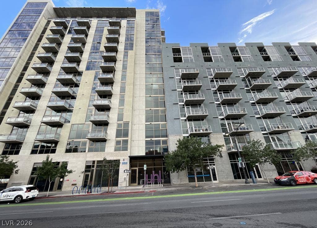353 E Bonneville Avenue, #631, Las Vegas, NV 89101 353 E Bonneville Avenue, #631, Las Vegas, NV 89101