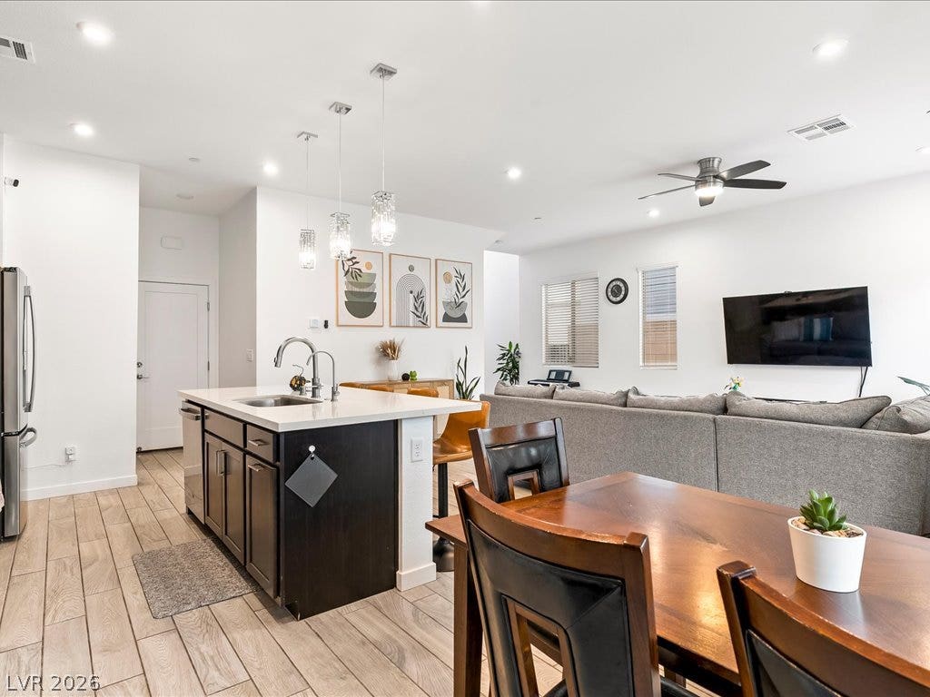 2664 Conifer Canyon Street, Henderson, NV 89044 2664 Conifer Canyon Street, Henderson, NV 89044