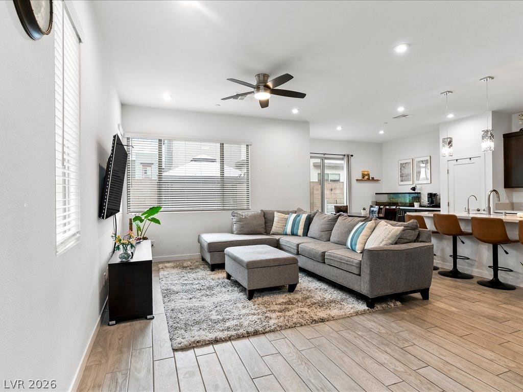 2664 Conifer Canyon Street, Henderson, NV 89044 2664 Conifer Canyon Street, Henderson, NV 89044